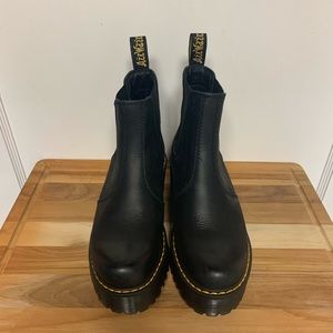 Dr. Martens Women's Rometty Fashion Boot Size 5